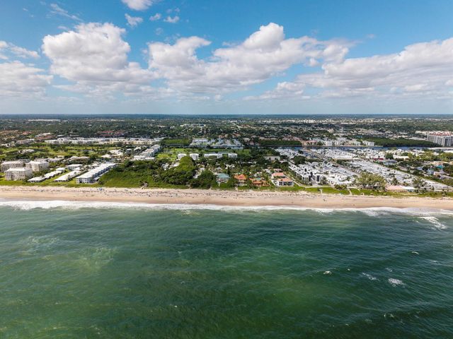 4535 Coquina Road, Ocean Ridge, FL 33435