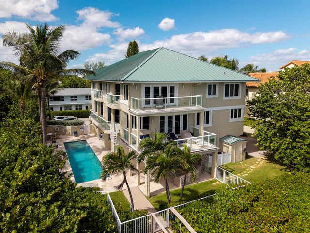 4535 Coquina Road, Ocean Ridge, FL 33435