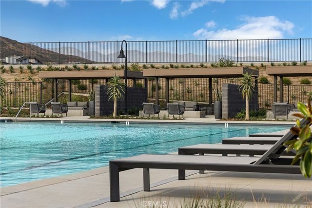 15883 Blue Copper Way, Fontana, CA 92336