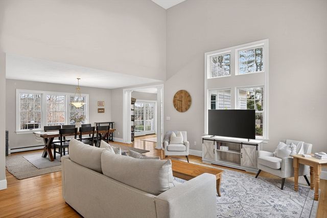 68 Krikor Dr, Falmouth, MA 02556