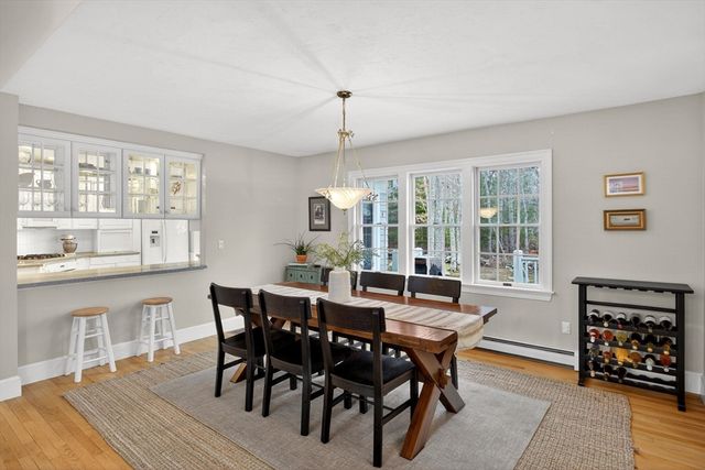 68 Krikor Dr, Falmouth, MA 02556