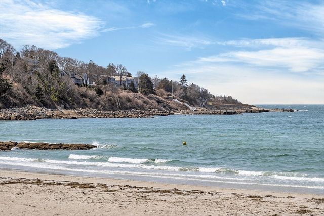 68 Krikor Dr, Falmouth, MA 02556