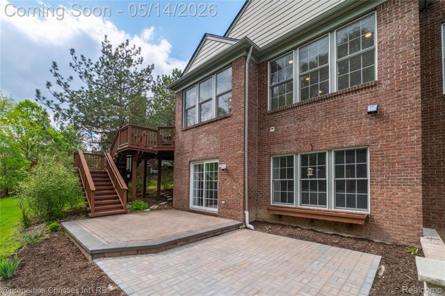 44643 Aspen Ridge Drive, Northville Township, MI 48168