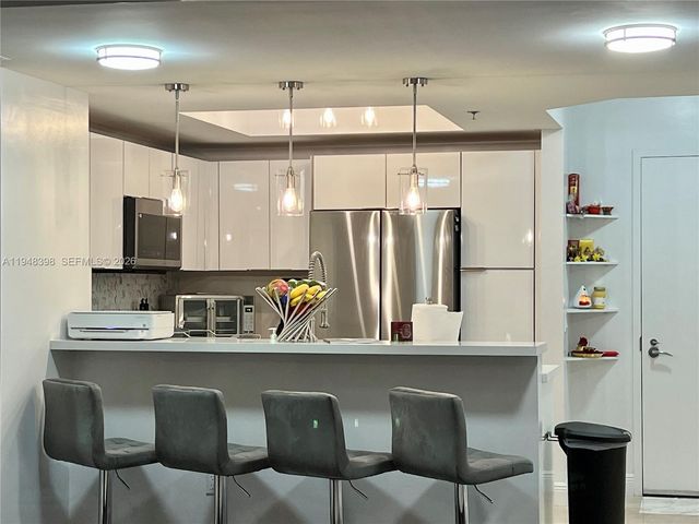 2681 N Flamingo Rd 1806S, Sunrise, FL 33323