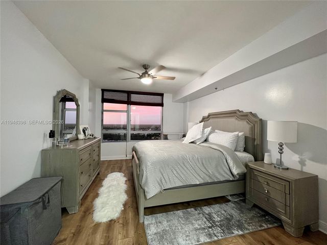 2681 N Flamingo Rd 1806S, Sunrise, FL 33323