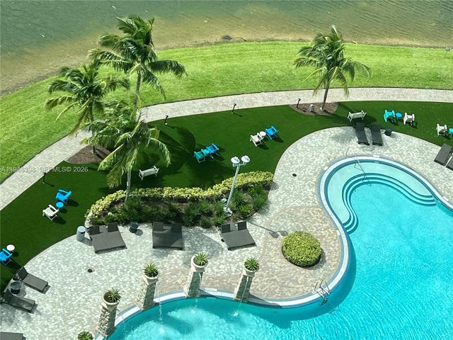 2681 N Flamingo Rd 1806S, Sunrise, FL 33323