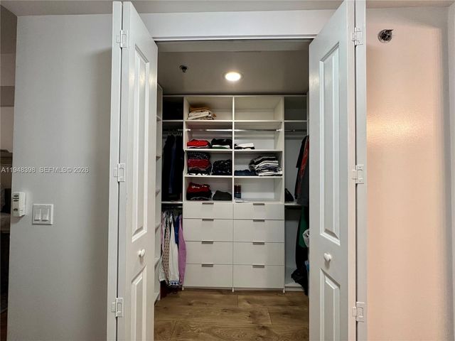 2681 N Flamingo Rd 1806S, Sunrise, FL 33323