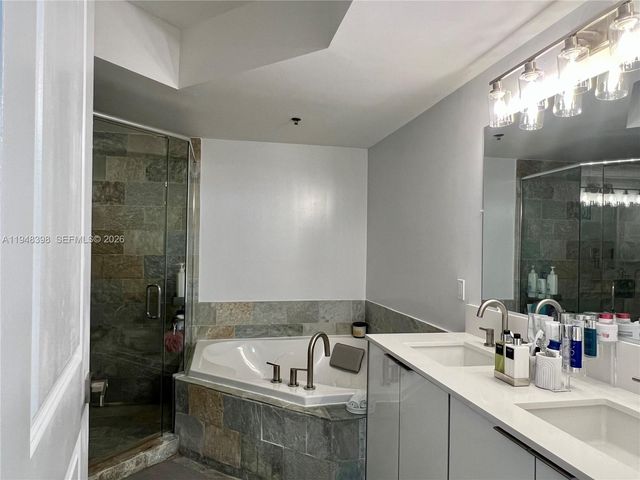 2681 N Flamingo Rd 1806S, Sunrise, FL 33323