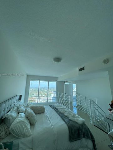 60 SW 13th St 2819, Miami, FL 33130