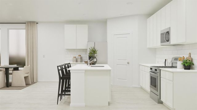 449 Sormonne LOOP, Kyle, TX 78640