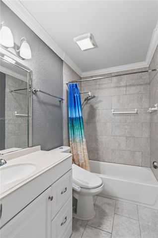 5471 W 27th Ct, Hialeah, FL 33016