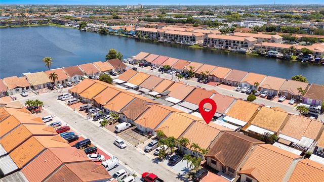 5471 W 27th Ct, Hialeah, FL 33016