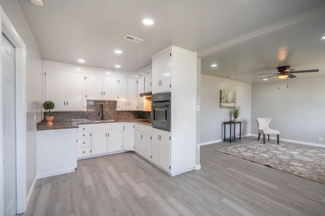 426 Howard St, Stockton, CA 95206