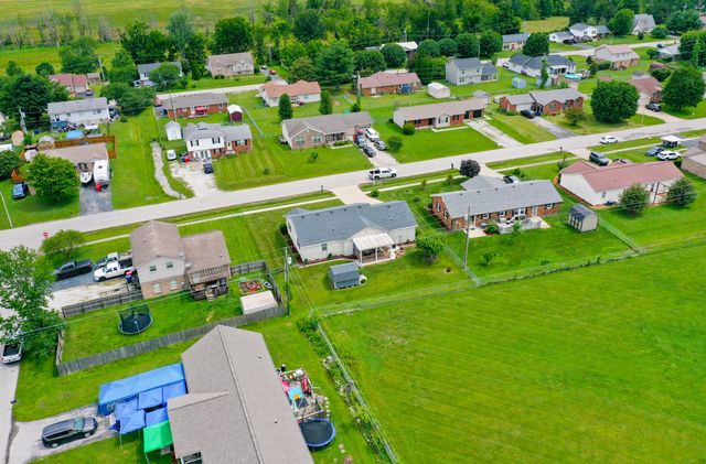 419 Plumtree Drive, Berea, KY 40403