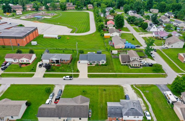 419 Plumtree Drive, Berea, KY 40403