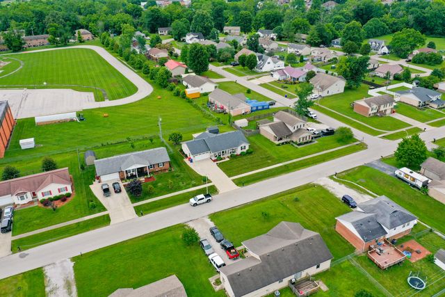419 Plumtree Drive, Berea, KY 40403
