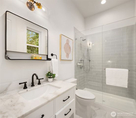 1024 91st Avenue NE, Bellevue, WA 98004