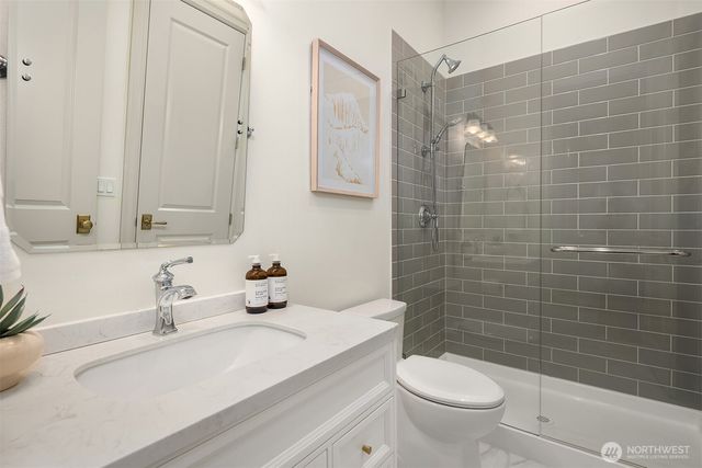 1024 91st Avenue NE, Bellevue, WA 98004