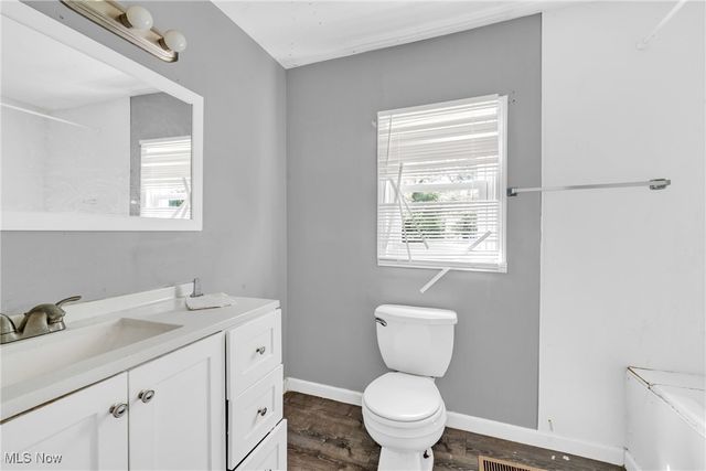 12822 Ferris Avenue, Cleveland, OH 44105