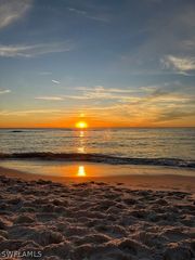 120 Pebble Shores DR 106, Naples, FL 34110