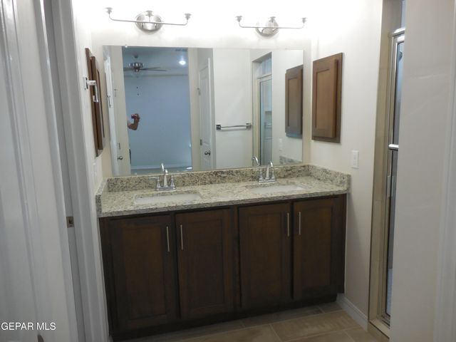 561 Oakmont Place, El Paso, TX 79928