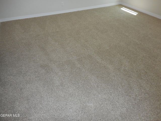 561 Oakmont Place, El Paso, TX 79928