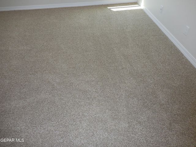 561 Oakmont Place, El Paso, TX 79928