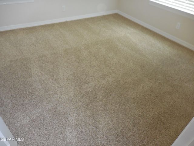 561 Oakmont Place, El Paso, TX 79928