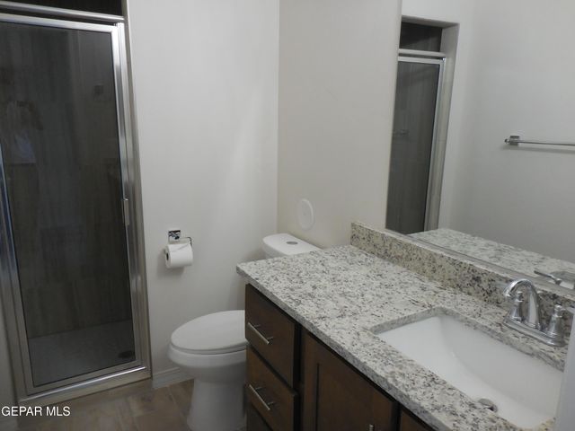 561 Oakmont Place, El Paso, TX 79928