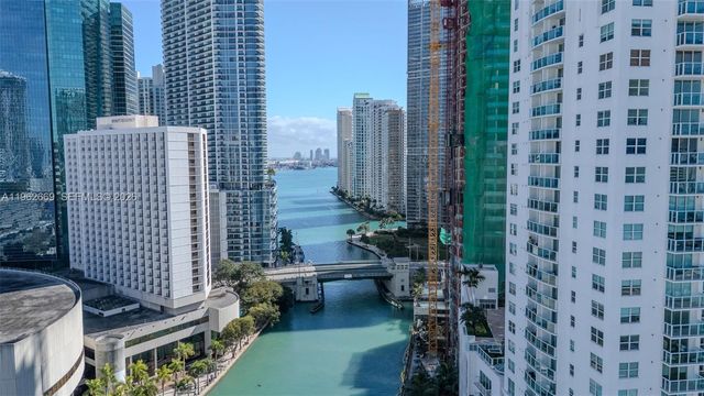 31 SE 5th St 2301, Miami, FL 33131
