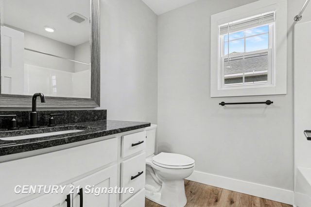 8441 Cottonwood Drive, Freeland, MI 48623