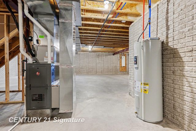 8441 Cottonwood Drive, Freeland, MI 48623