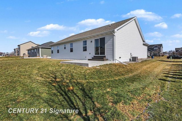 8441 Cottonwood Drive, Freeland, MI 48623