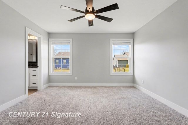 8441 Cottonwood Drive, Freeland, MI 48623