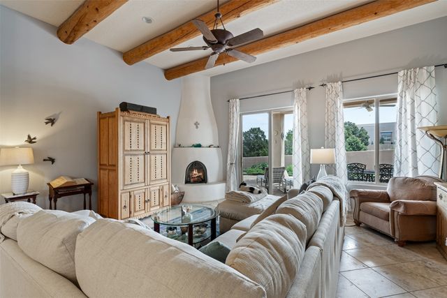 79 E Chili Line Road, Santa Fe, NM 87508
