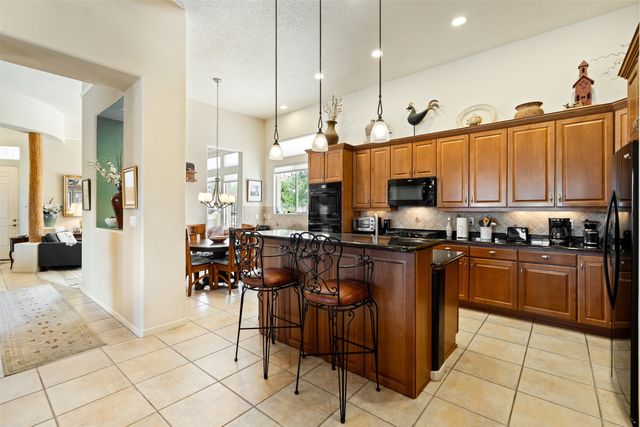 79 E Chili Line Road, Santa Fe, NM 87508