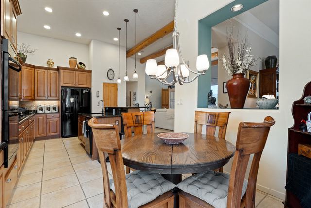 79 E Chili Line Road, Santa Fe, NM 87508