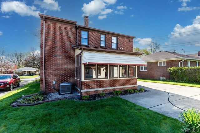 440 Walton Drive, Cheektowaga, NY 14225