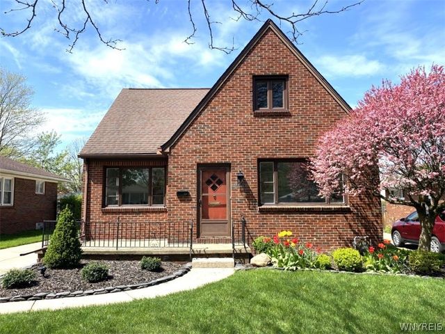 440 Walton Drive, Cheektowaga, NY 14225
