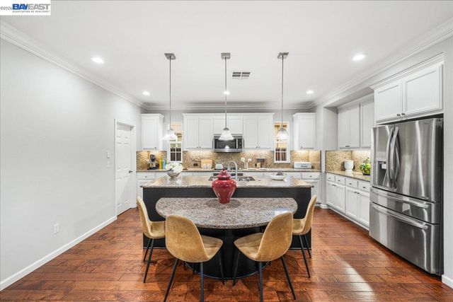 3019 Sweetviolet Dr, San Ramon, CA 94582