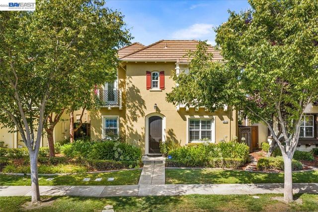 3019 Sweetviolet Dr, San Ramon, CA 94582