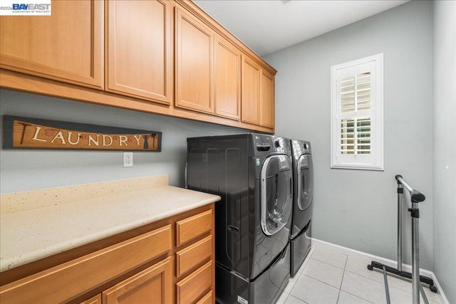 3019 Sweetviolet Dr, San Ramon, CA 94582