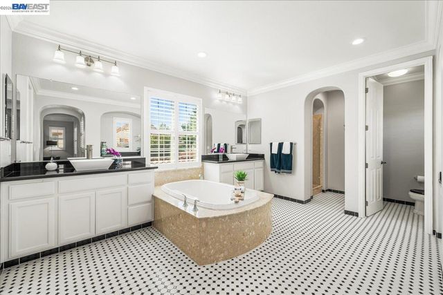 3019 Sweetviolet Dr, San Ramon, CA 94582
