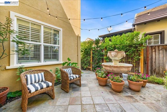 3019 Sweetviolet Dr, San Ramon, CA 94582