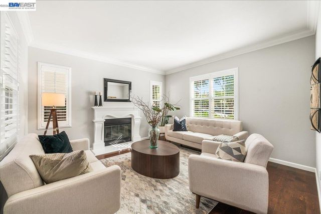 3019 Sweetviolet Dr, San Ramon, CA 94582