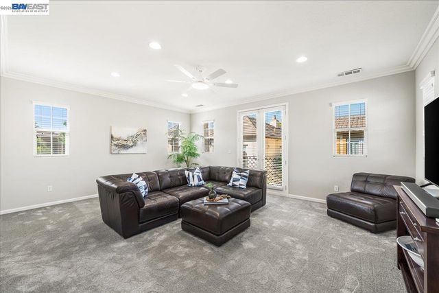 3019 Sweetviolet Dr, San Ramon, CA 94582