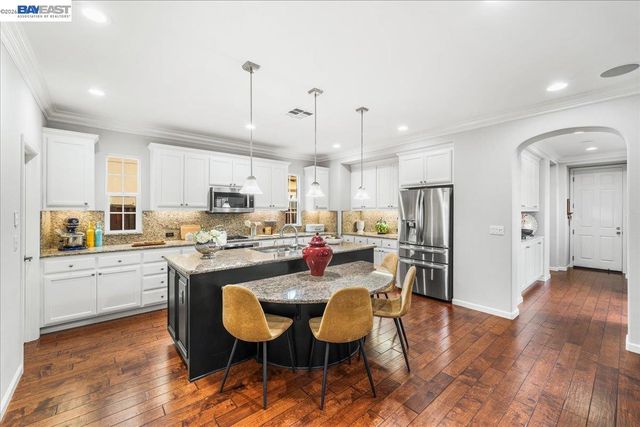 3019 Sweetviolet Dr, San Ramon, CA 94582