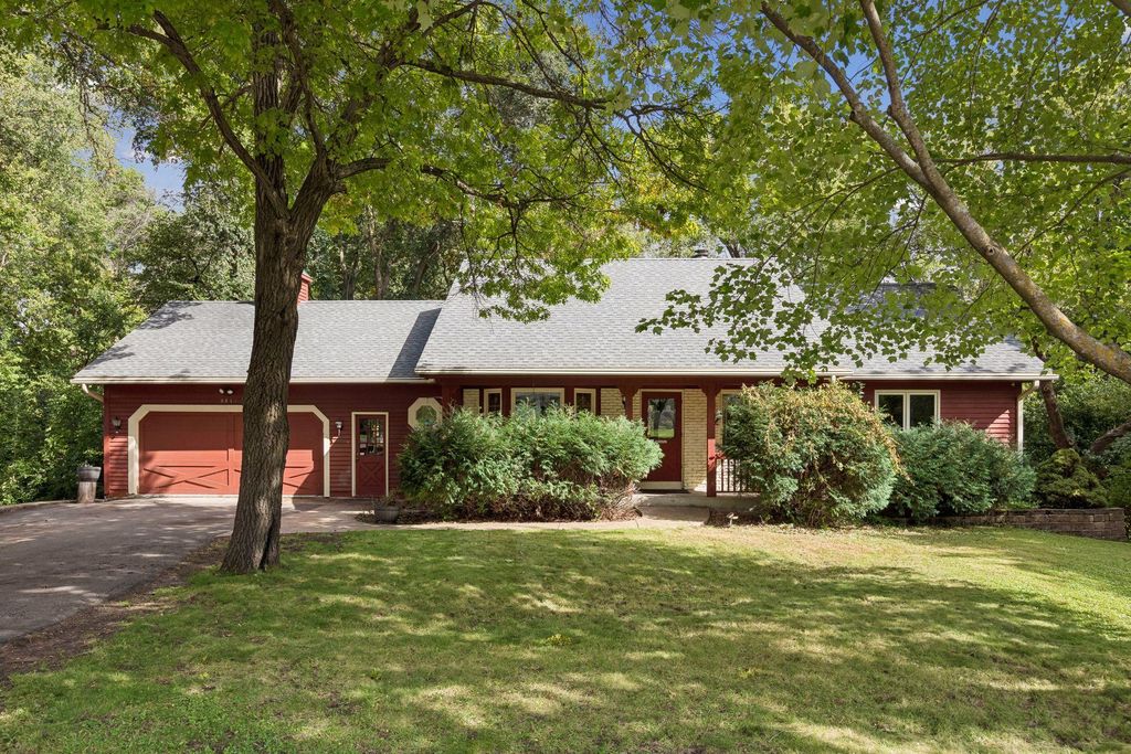2815 Saddlebrooke Circle E, Minnetonka, MN 55305 — exterior