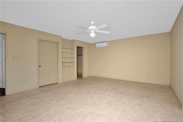 549 Rainforest Road, Hope Mills, NC 28348