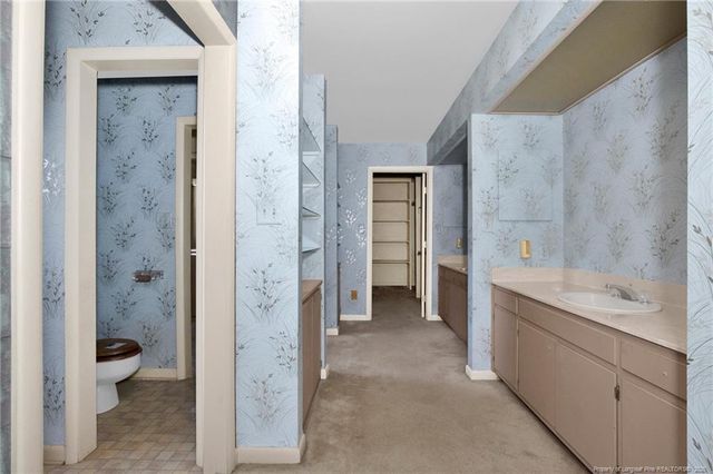 549 Rainforest Road, Hope Mills, NC 28348